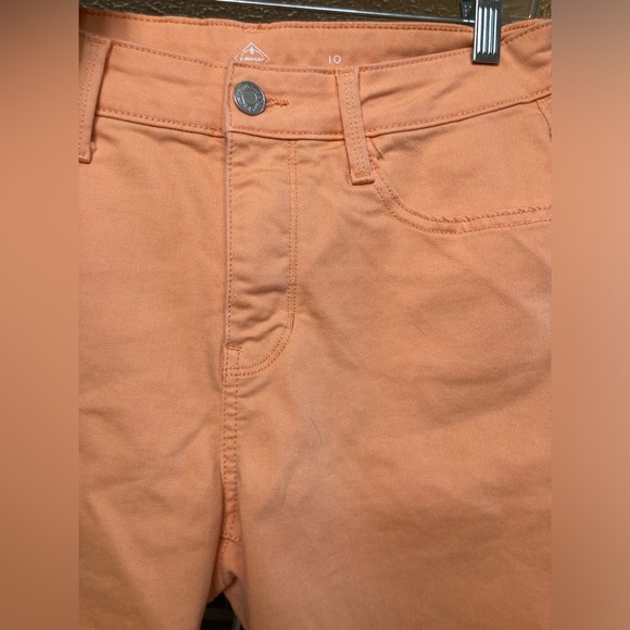 4/$35 St. John Bay Short - Picture 3 of 5